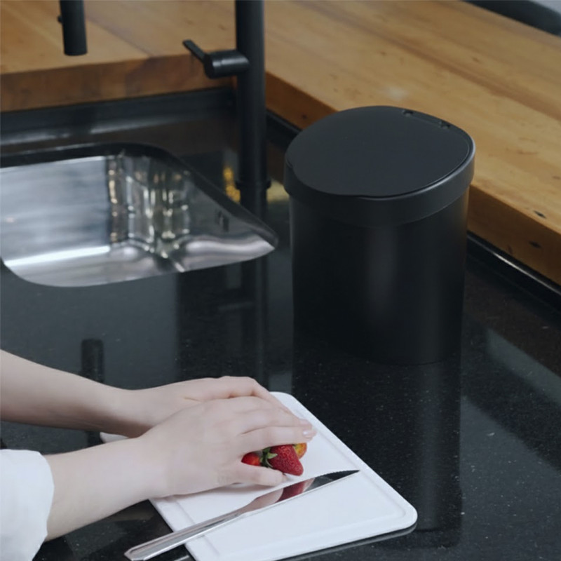 LIXEIRA PLÁSTICA 2,5 LITROS COZA (10906/0008 PR)