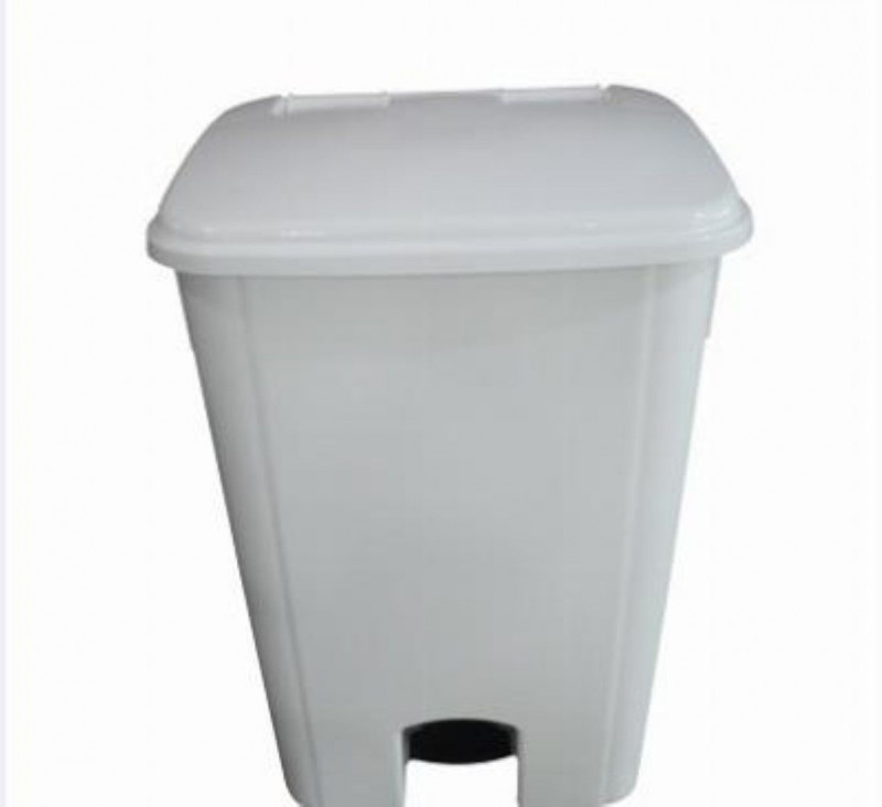 COLETOR COM PEDAL 100 LITROS BRANCA BRALIMPIA (CP10BR)