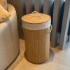 CESTO REDONDO BAMBU C/TAMPA CLARO - 9423 UN COM 1 UN